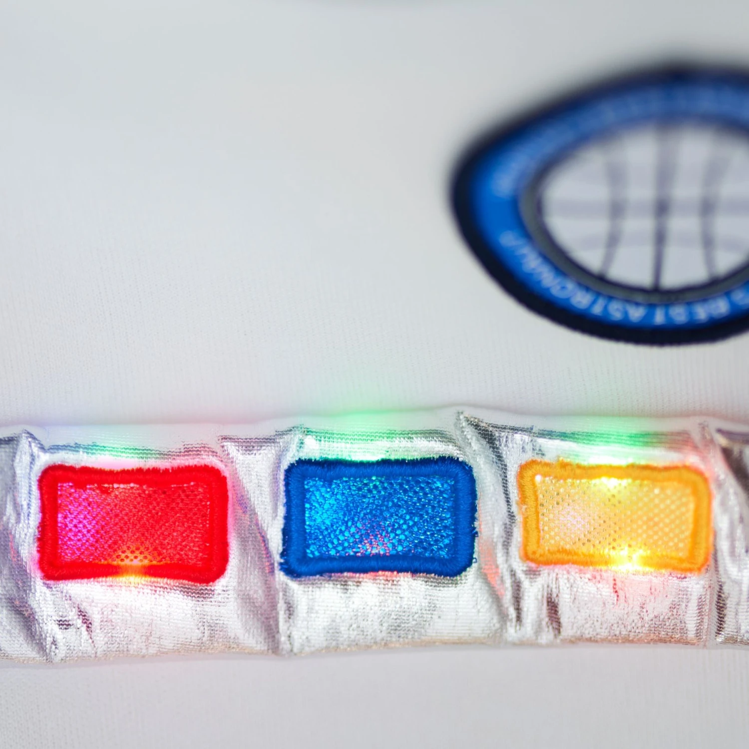 Frisco Front Walking LED Astronaut Dog & Cat Costume 6 Frisco Front Walking LED Astronaut Dog & Cat Costume - Image 5